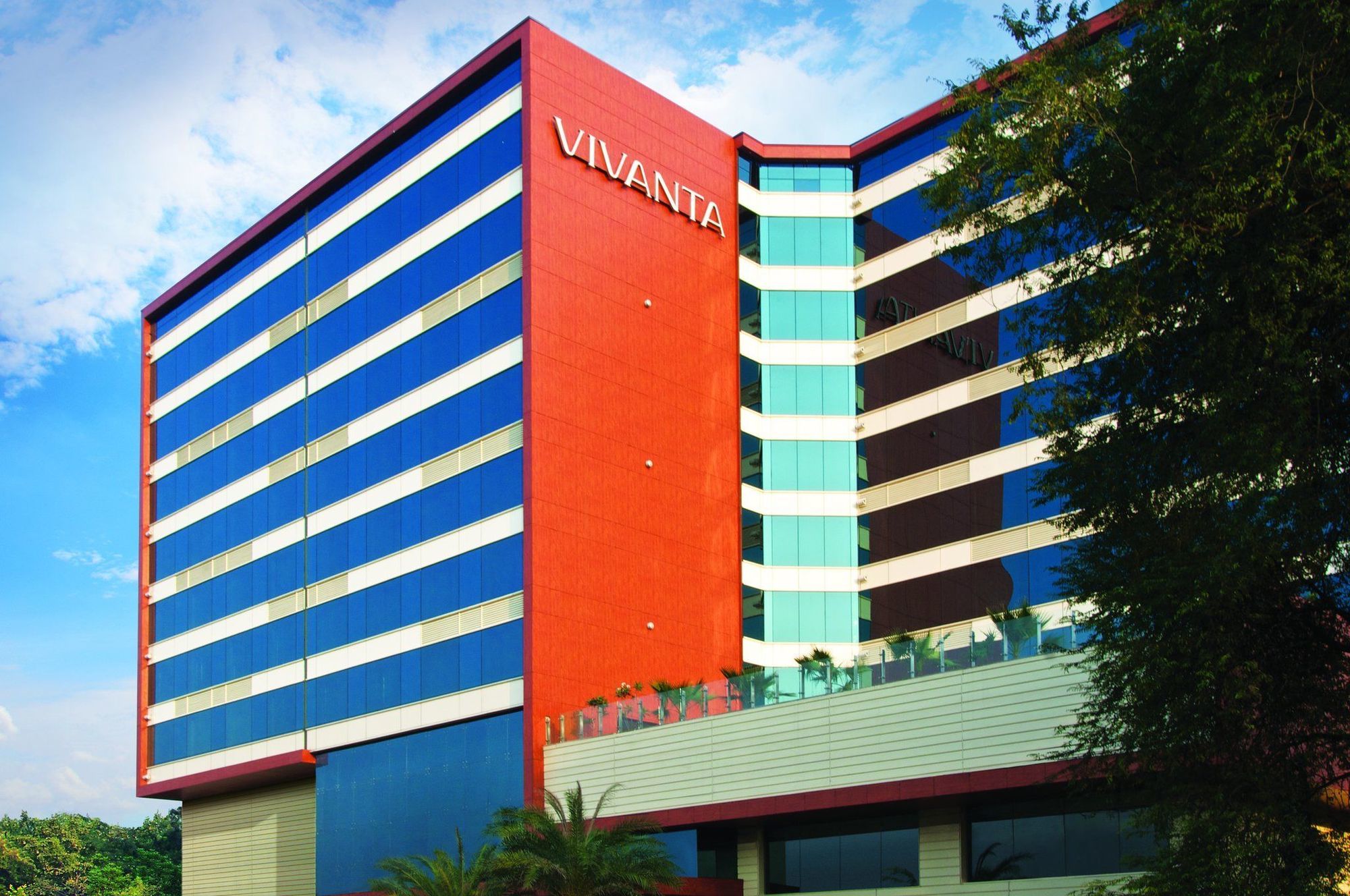 Vivanta Hyderabad, Begumpet Hyderabad