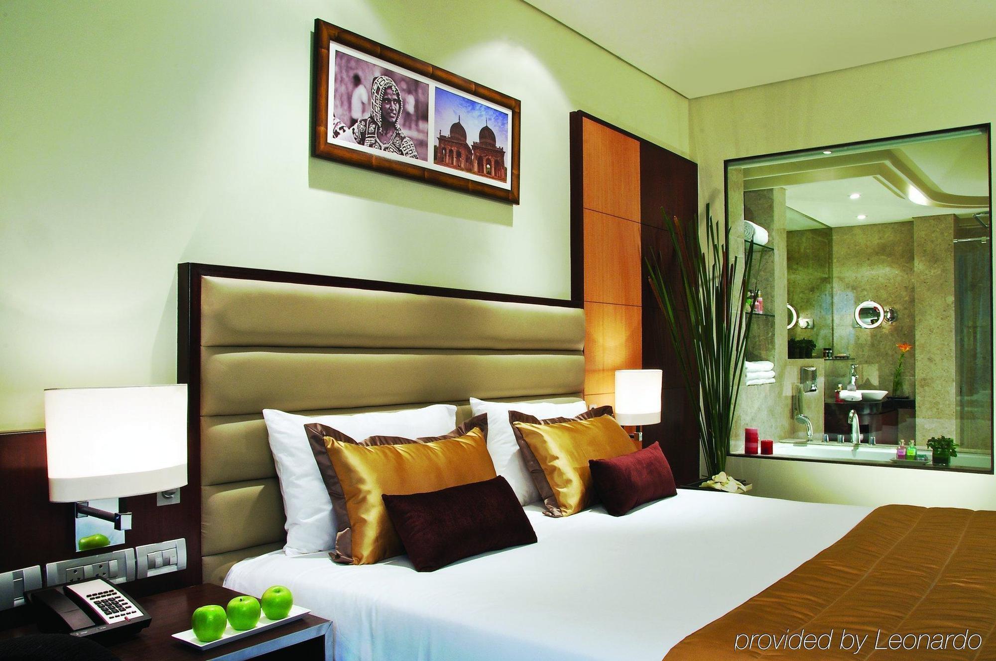 Vivanta Hyderabad, Begumpet 5*