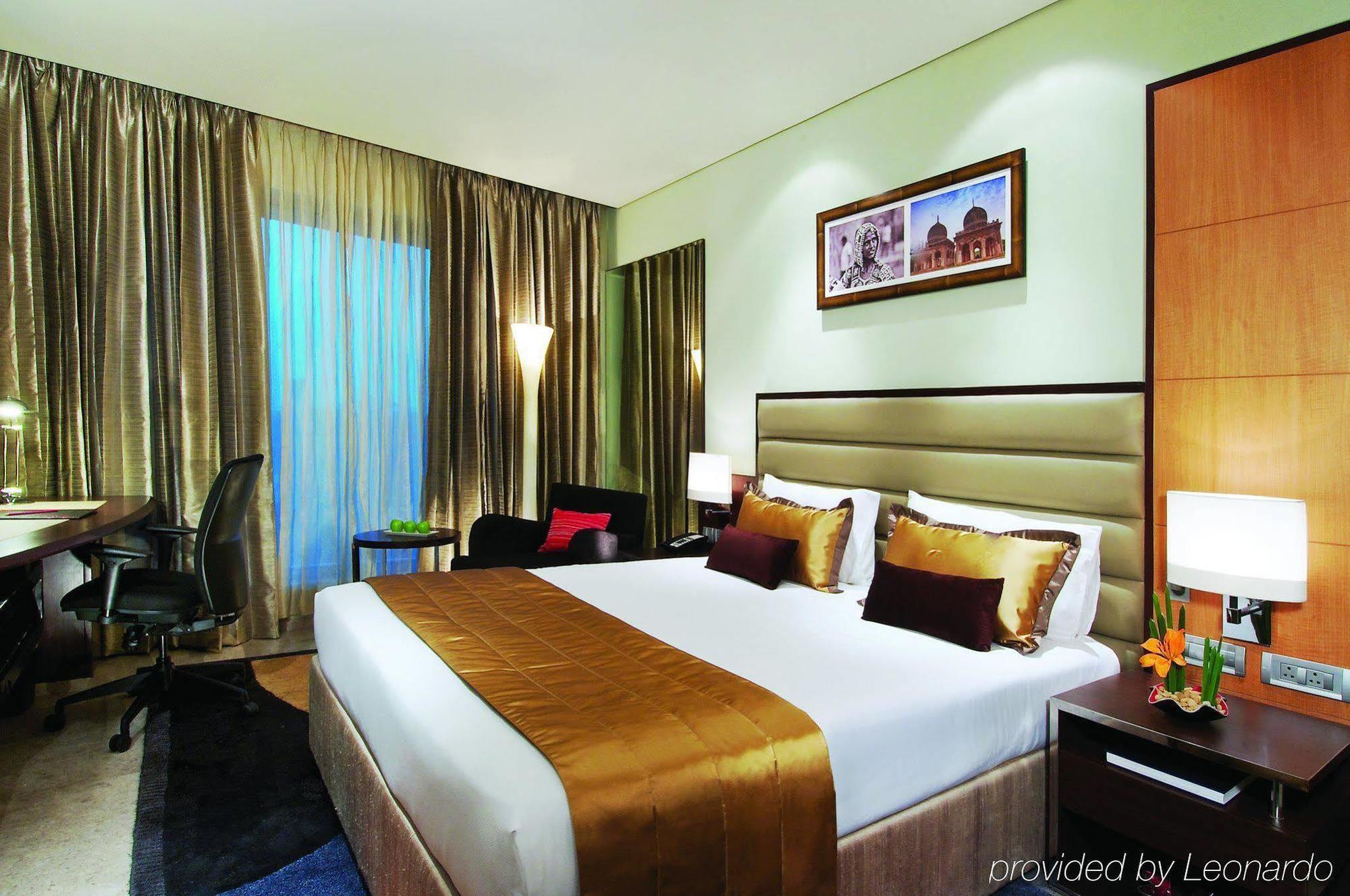 Vivanta Hyderabad, Begumpet